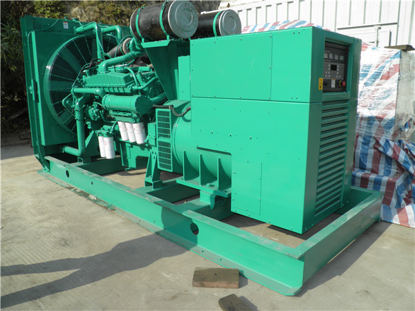 新都发电车出租-柴油发电机散热器怎样散热
