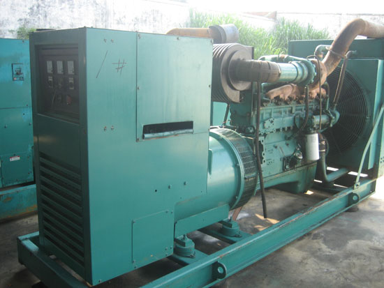 新都租赁发电机- 发电机碳刷磨损的原因是什么