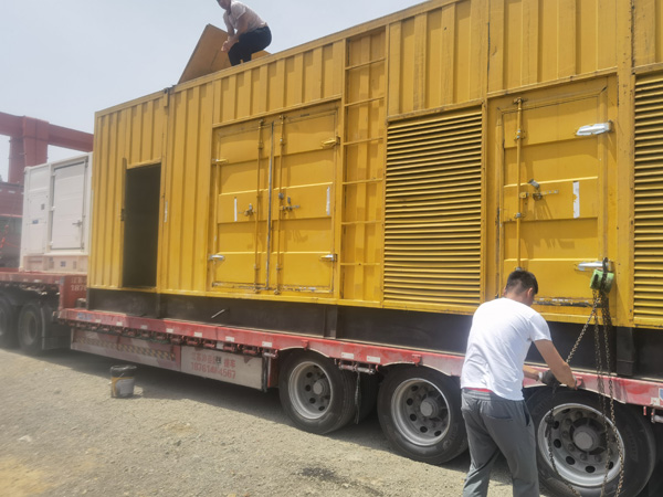 新都除了负载情况和发动机维护，还有哪些因素会影响 200kw 柴油发电机的油耗？