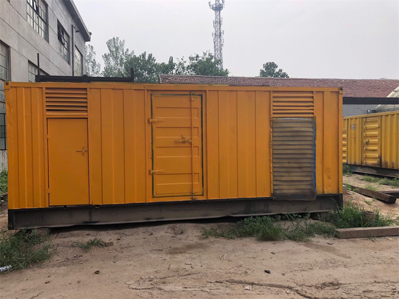 新都柴油发电机如何判断新机油是否已经完全充满机油滤清器？