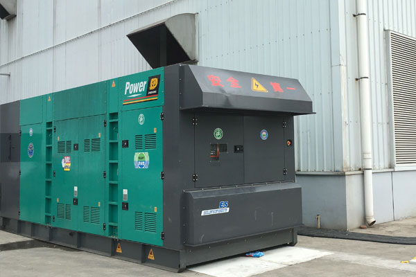 新都燃油滤清器的更换流程是怎样的？