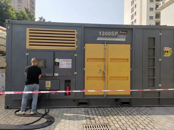 新都如何根据实际需求选择合适电压和功率的柴油发电机组？