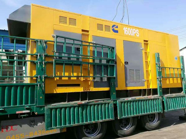 新都测量水冷式机油散热器密封件尺寸时的注意事项有哪些？