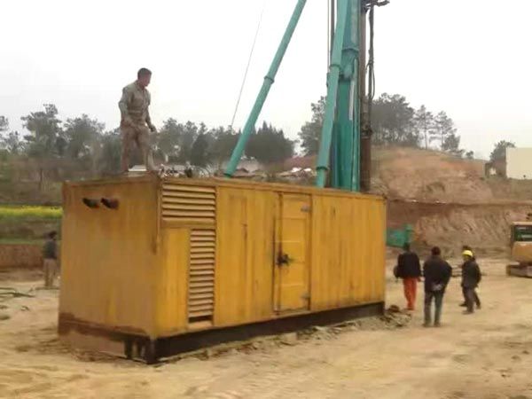 新都如何判断水冷式机油散热器密封件是否需要更换？